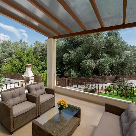 Vicula Mauras * Lefkáda