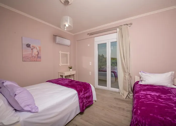 Vicula Mauras Villa *